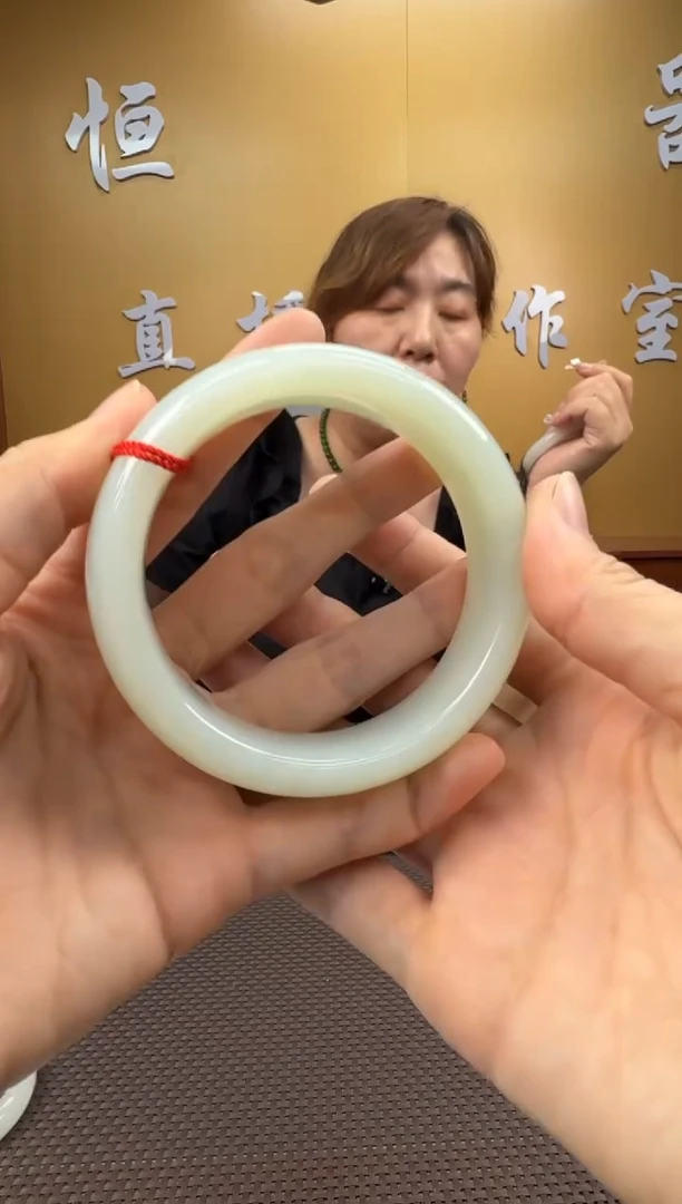 和田玉未镶嵌颈饰手镯62