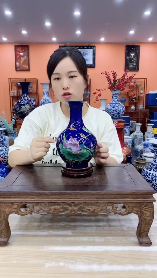 摆件《家和万事兴》小号蓝色赏瓶+旋转底座