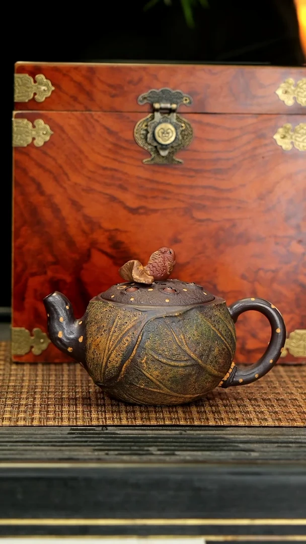 【闪购商品】紫砂茶壶21鱼戏莲叶间
