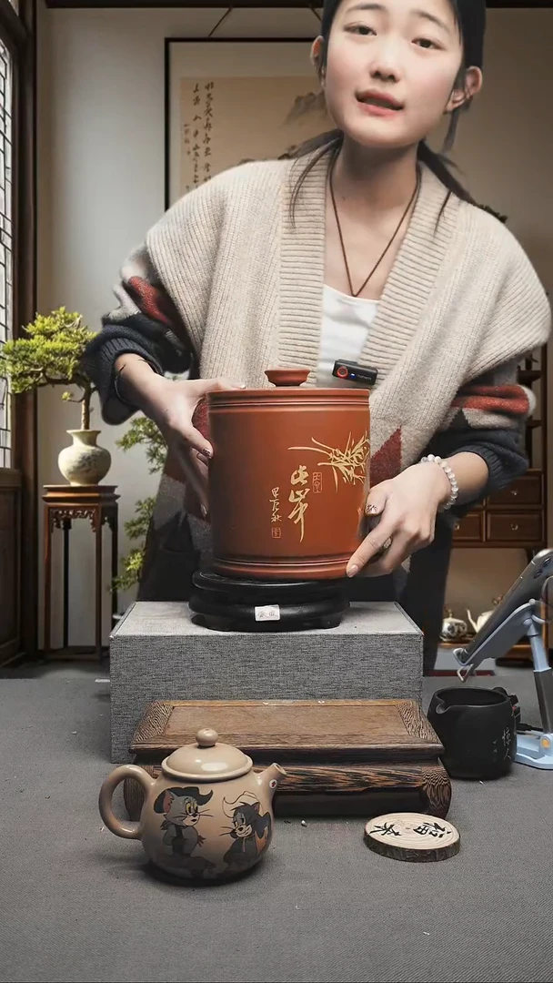 【闪购商品】壶云南建水陶罐 微瑕125