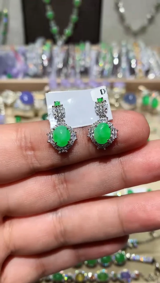 【闪购商品】翡翠耳饰银S925镶嵌耳坠