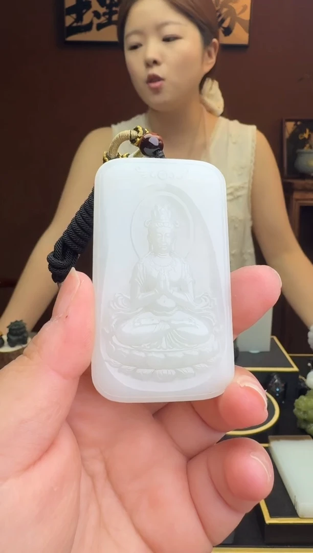 和田玉未镶嵌颈饰1