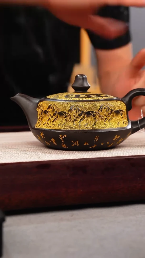 茶壶紫砂石黄 曲壶 八骏 描金