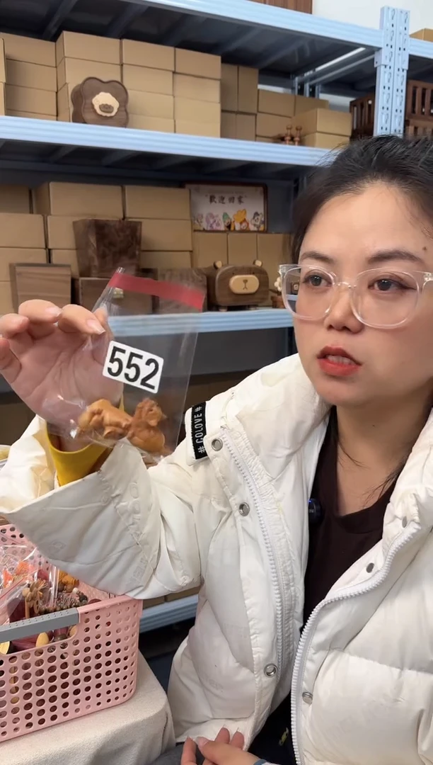 木552崖柏小猫摆件2个