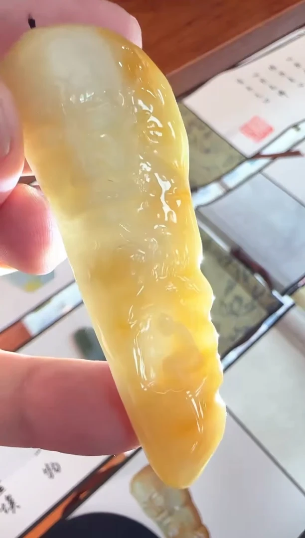 翡翠挂件未镶嵌A货翡翠孤品国雕谢林工