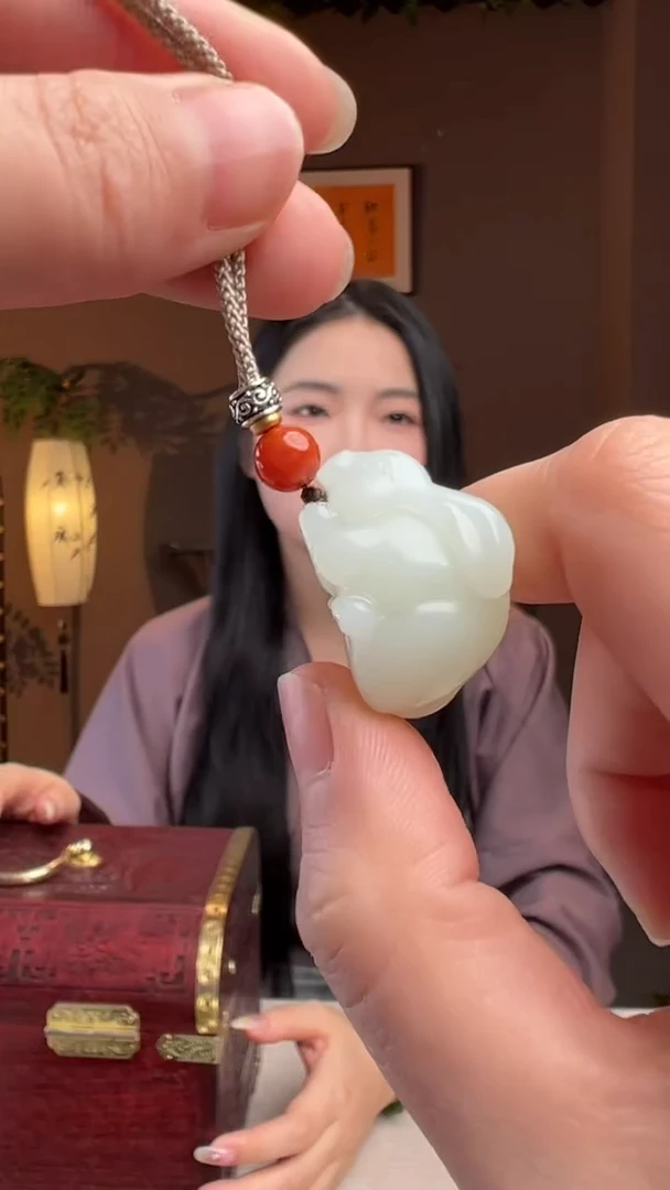 【闪购商品】和田玉颈饰未镶嵌和田玉山料兔子吊坠