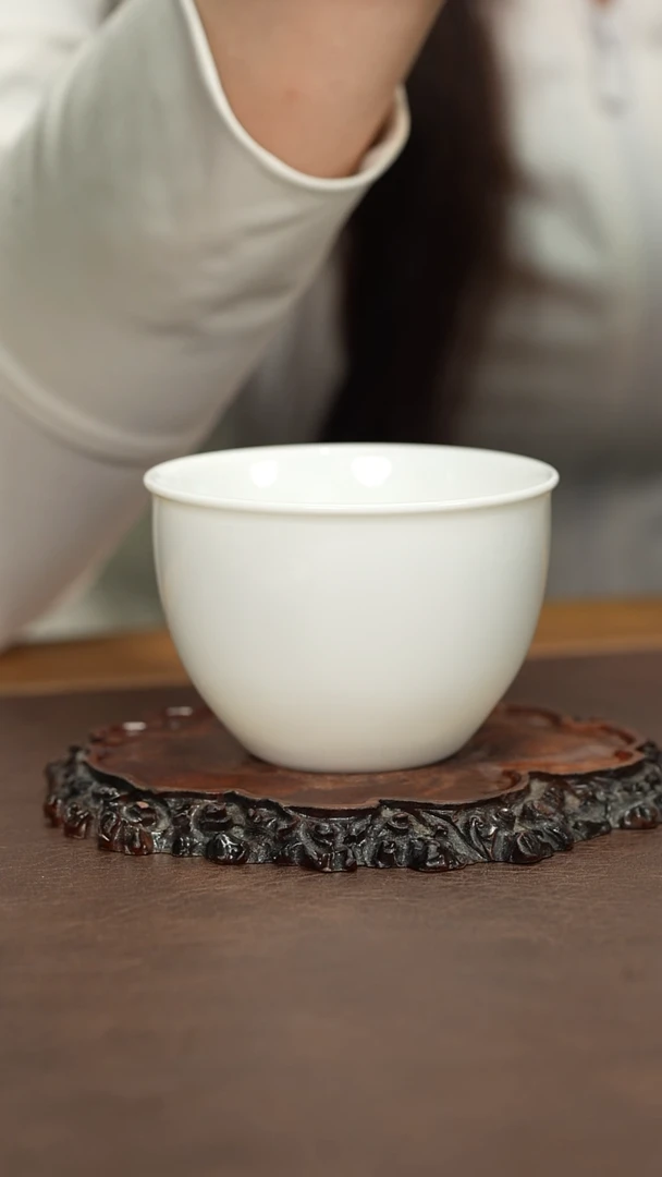 景德镇白胎缸杯杯