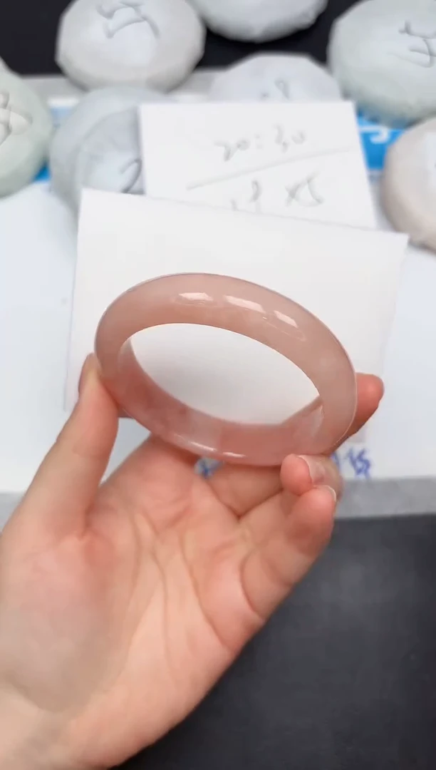 未镶嵌手镯石英质玉17-57.7