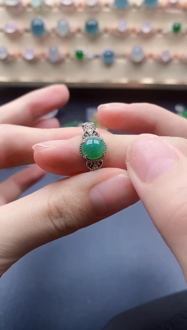 翡翠戒指银S925镶嵌一物一证一礼盒