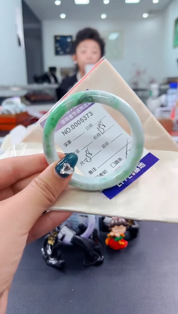 翡翠手镯未镶嵌2天然缅甸A货翡翠