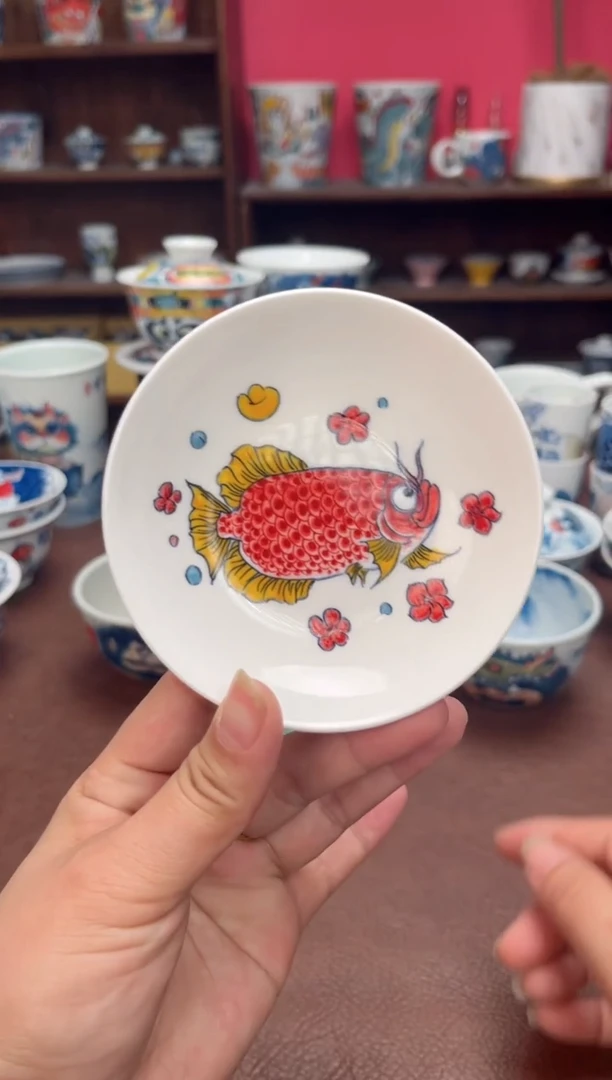【闪购商品】宠粉福利价        红鱼味碟