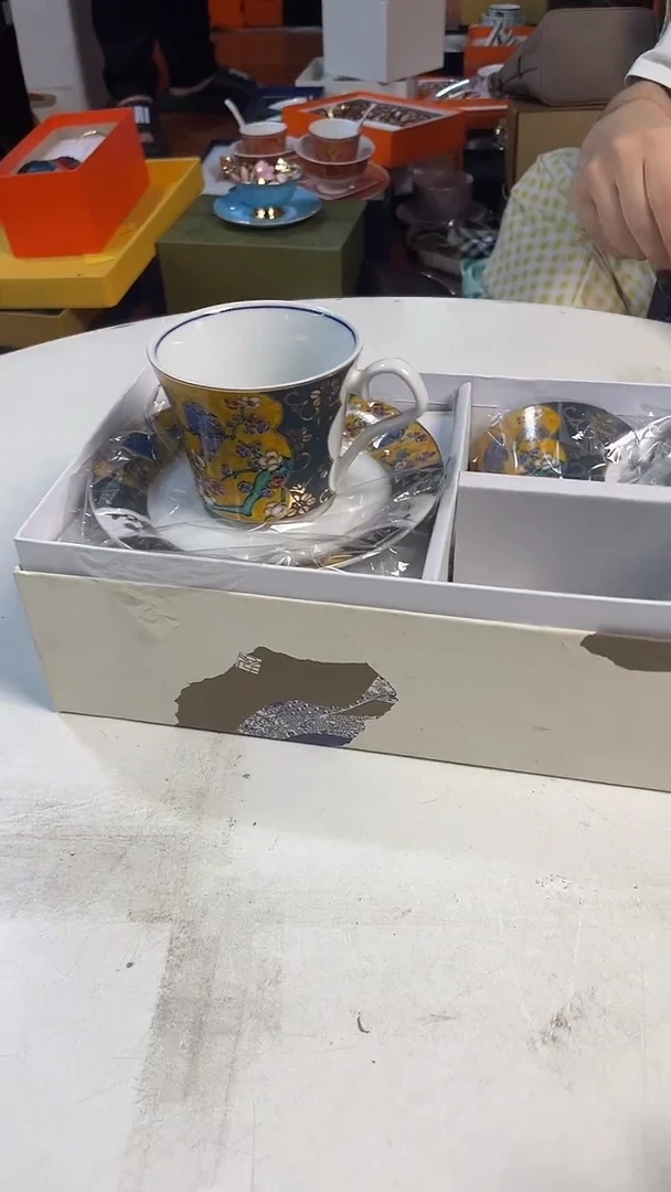 杯鸿辉家品牌瓷器，京东包邮！