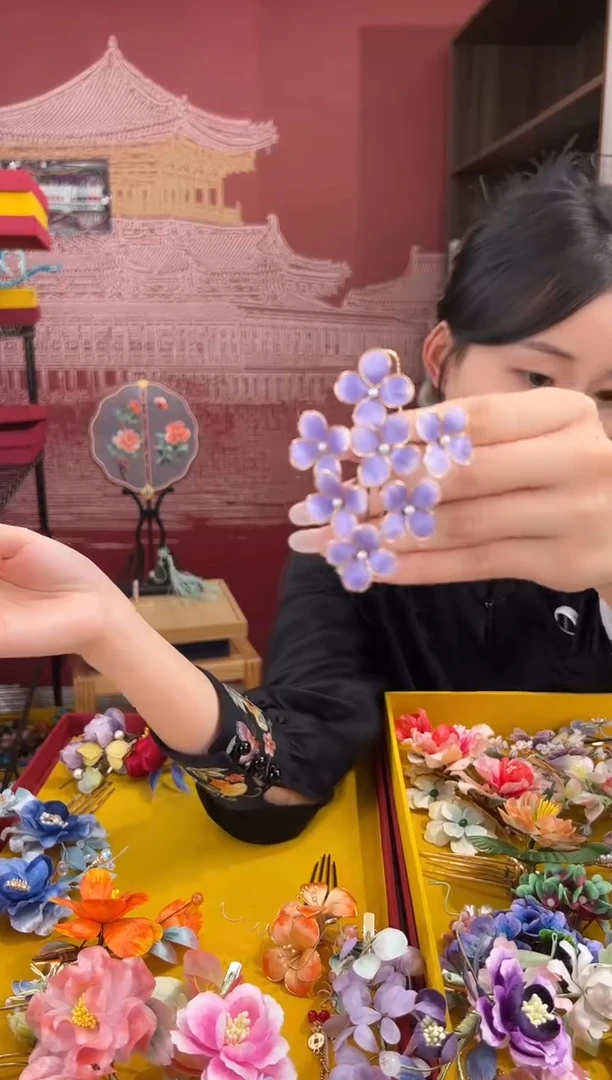 【闪购商品】刺绣小 非遗绒花（发饰）