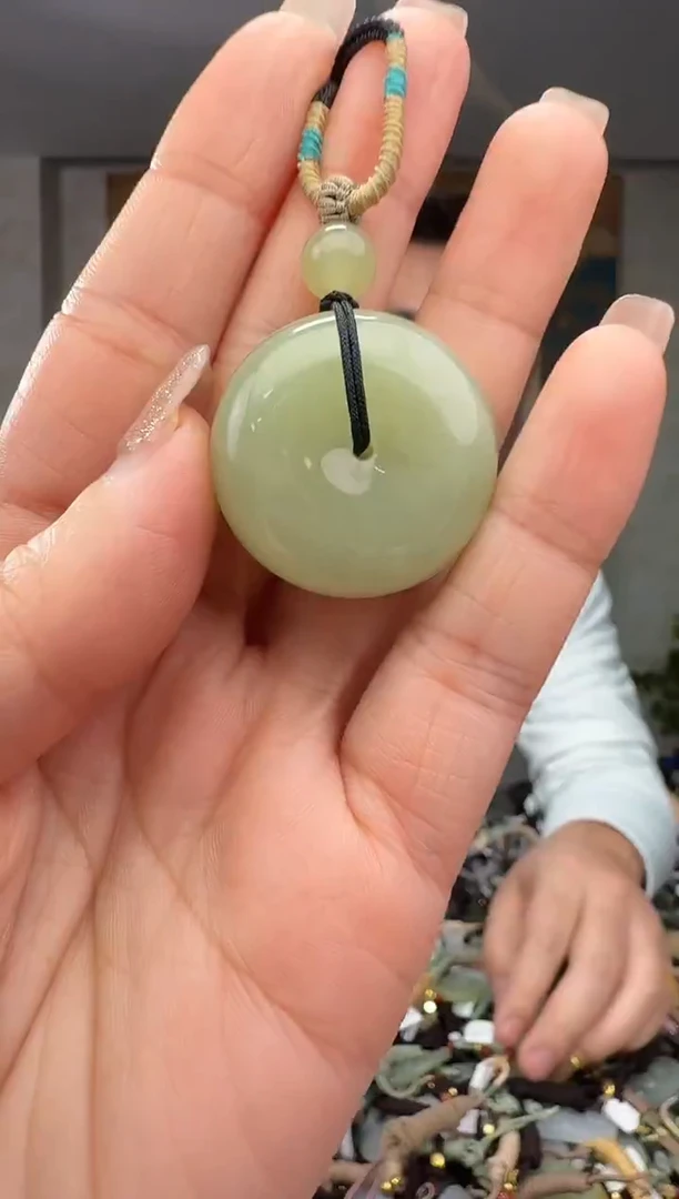 颈饰未镶嵌和田玉拍一发一多样性发货