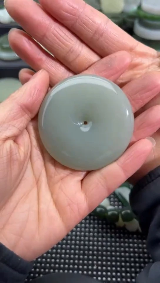 未镶嵌和田玉珠宝半成品扣子