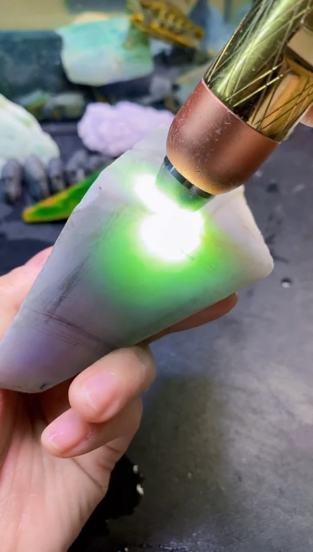 翡翠把件未镶嵌宅****男天然翡翠048