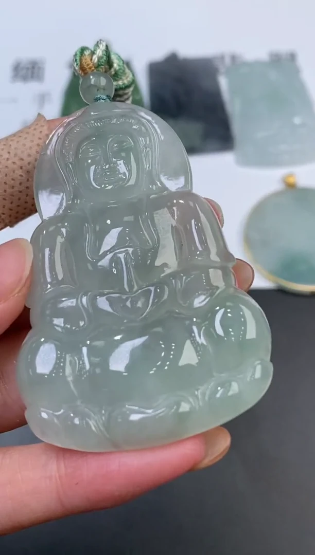 未镶嵌挂件翡翠371235    多人