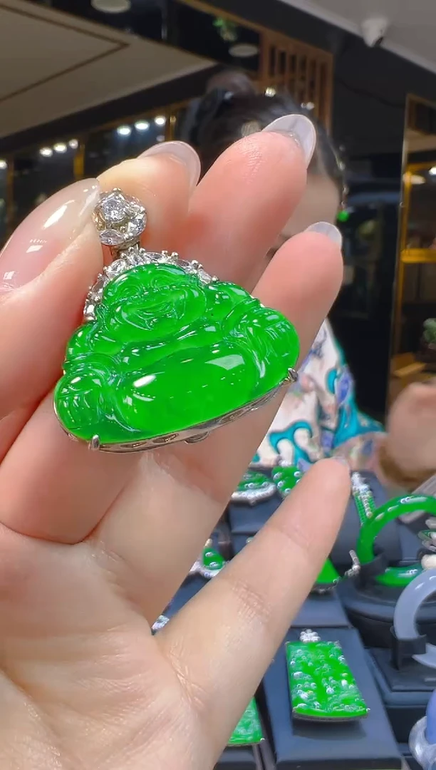 吊坠(赠链)银S925镶嵌翡翠023（多样性发其一）