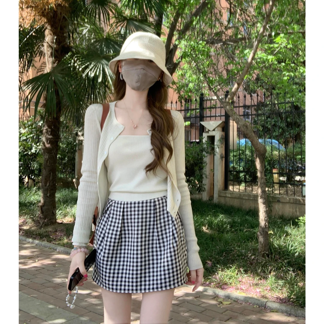 韩系穿搭一整套吊带背心针织开衫女秋季格子半身裙三件套减龄套装