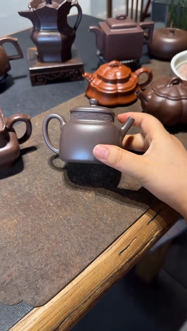 茶壶紫砂吱**～四方言心