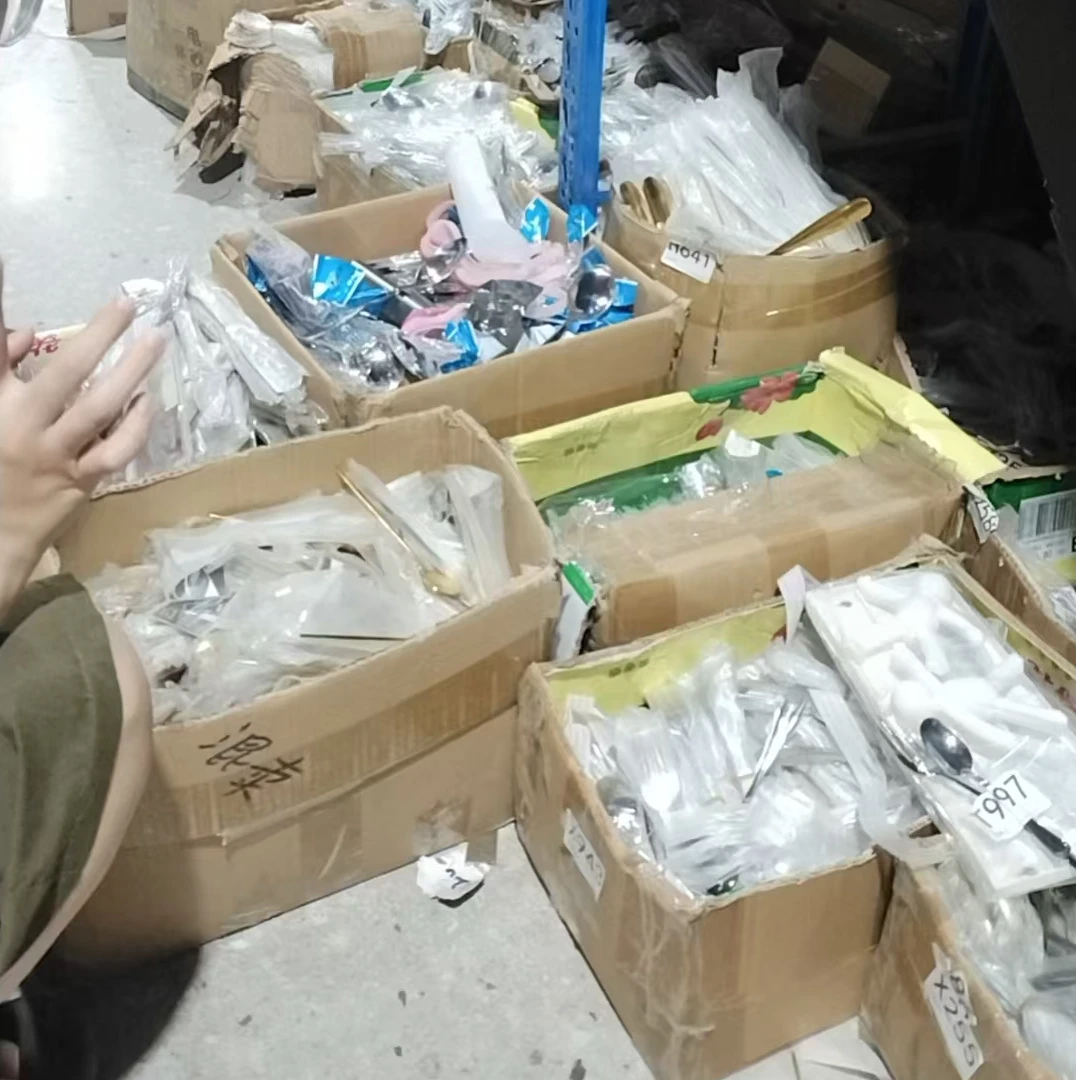 （颜色款式混发）勺子金属汤勺餐具库存尾货（新三楼）