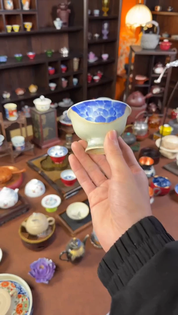 景德镇柴窑手绘青花高足杯