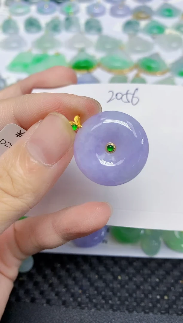 翡翠18K金镶嵌颈饰天然缅甸翡翠A货