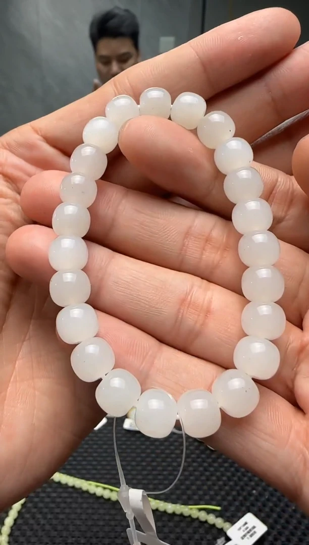 未镶嵌手串和田玉黑山料手串卡8x9