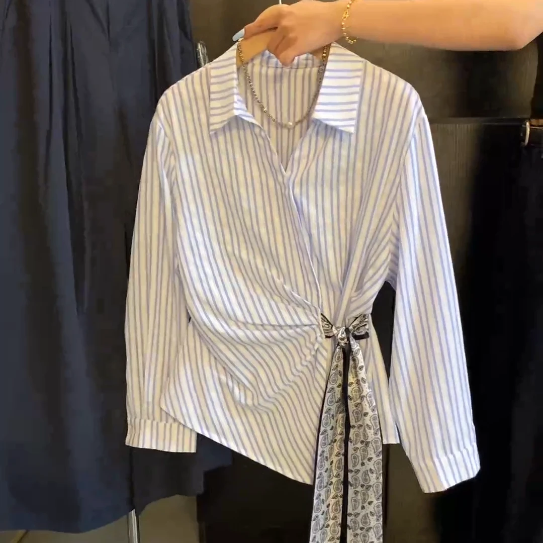 【诺丁山街角】媛韩版设计感POLO领蓝条纹褶皱绑带衬衫C6144