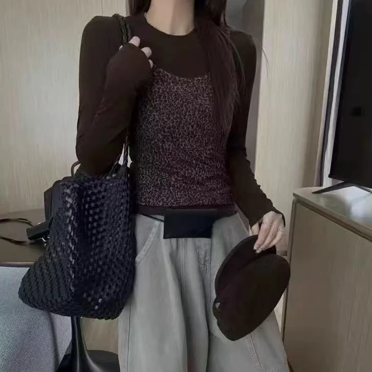 [DARUI]秋季时髦设计感豹纹吊带背心打底衫T恤两件套上衣6118