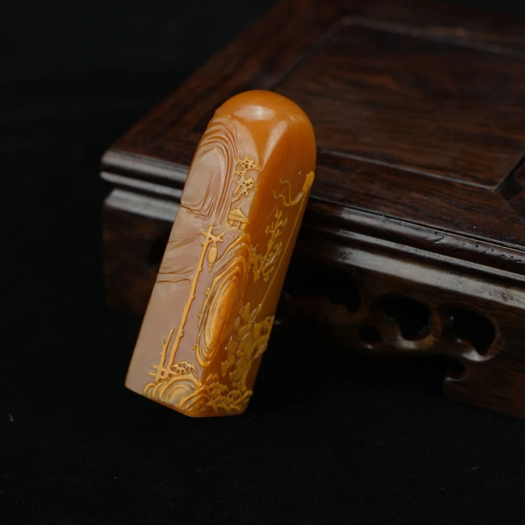 lot10209  2289 寿山石田黄  童趣 印章 56.1g