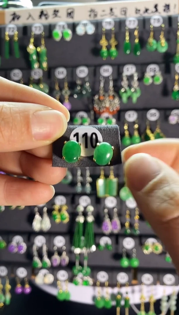 【闪购商品】翡翠耳饰银S925镶嵌110...