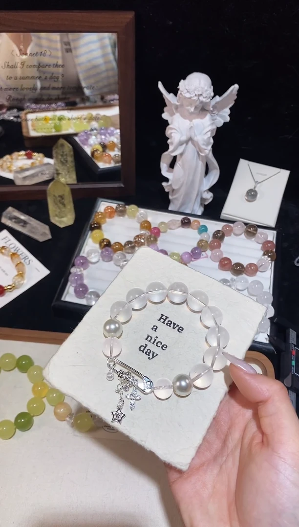 未镶嵌手链水晶奶白晶手链