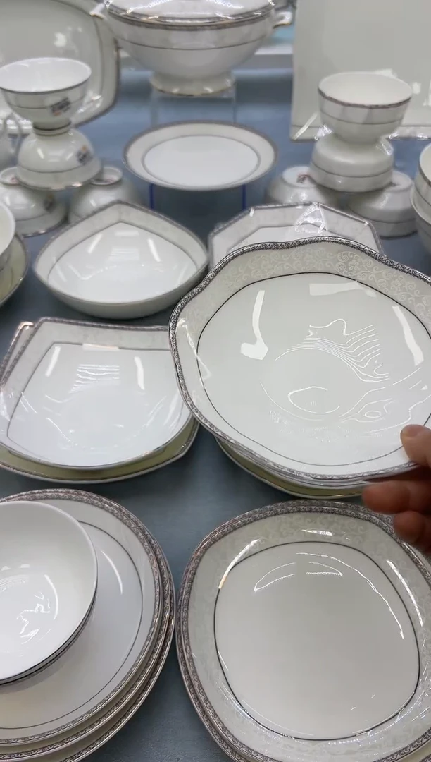 骨瓷玲珑7花4个