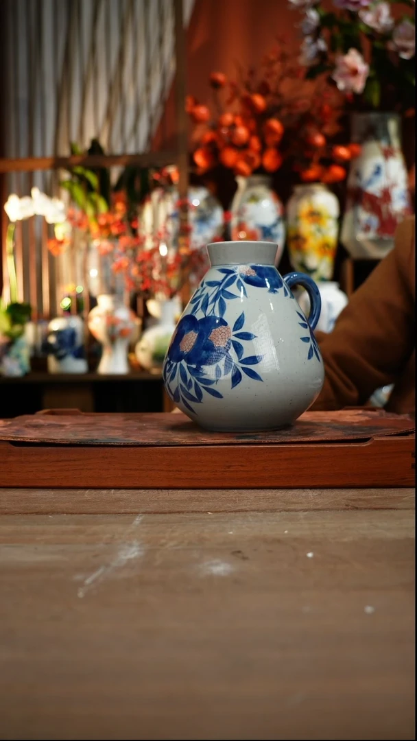 当代景德镇设计师釉下手绘陶瓷花瓶