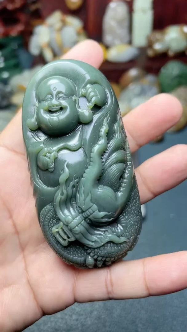 未镶嵌和田玉把件-