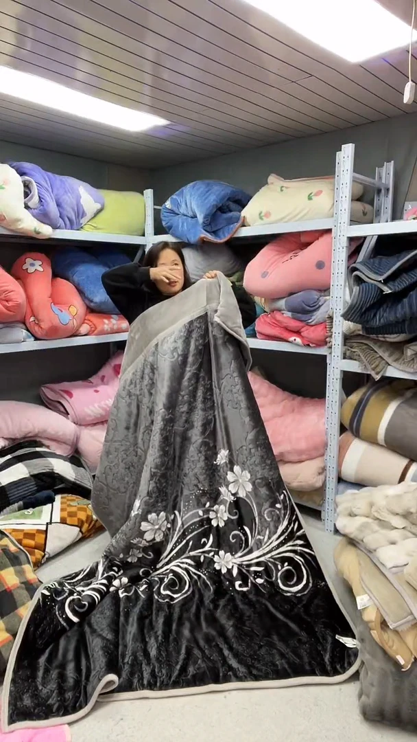 牛奶绒150+200被子