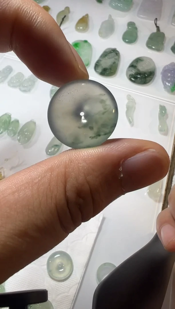 定制翡翠未镶嵌平安扣