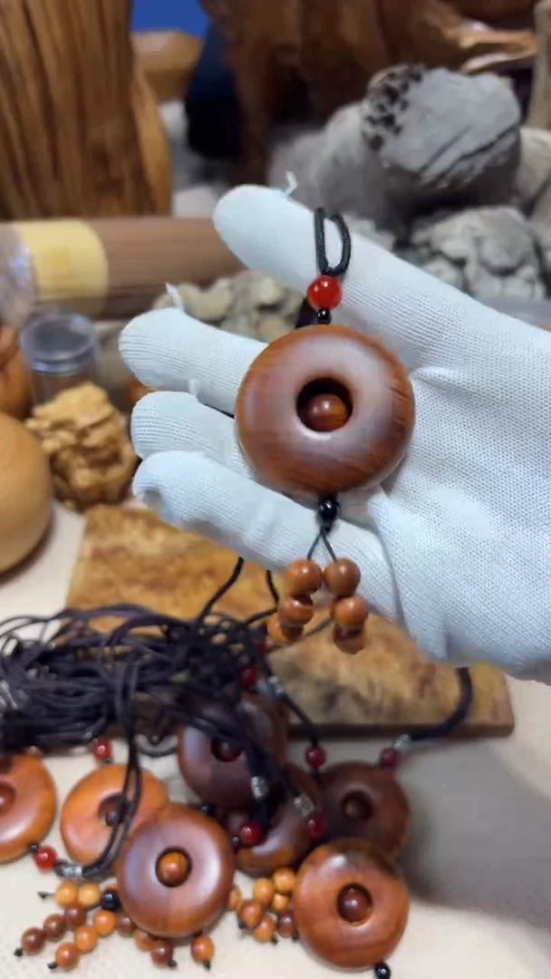 柏木（崖柏）太行崖柏黑油转运珠