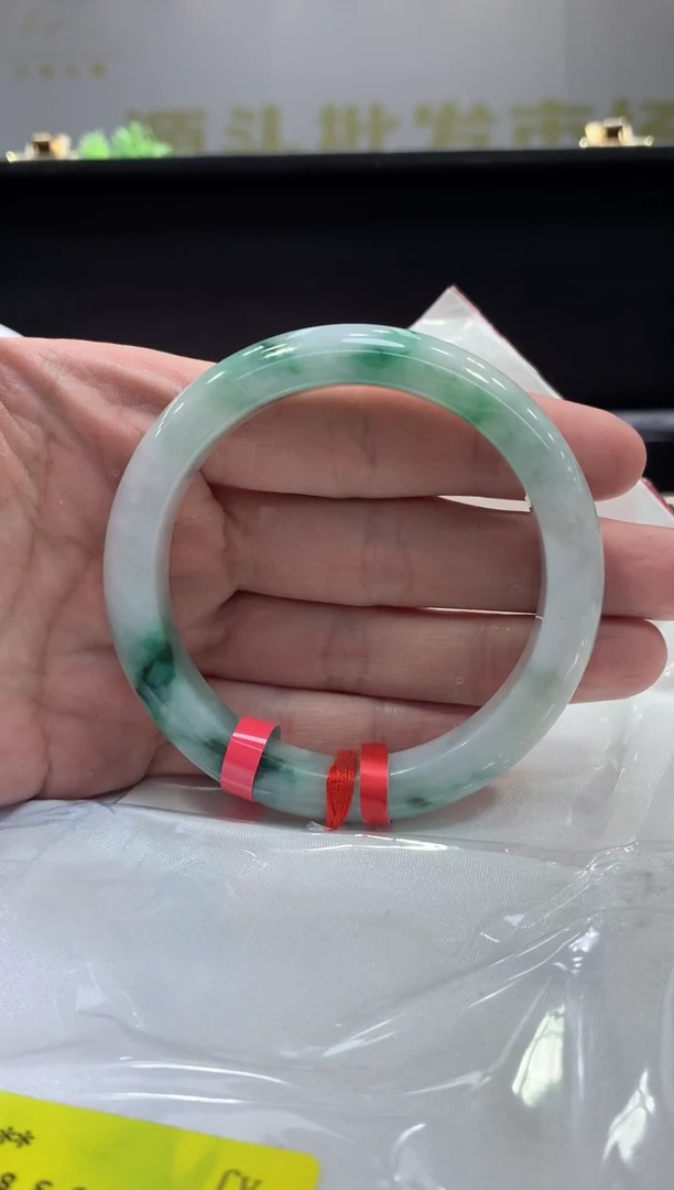 未镶嵌手镯翡翠翡翠手镯