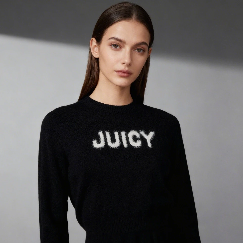 【入会享惊喜价】Juicy Couture橘滋新款提花图案修身短款毛衣女