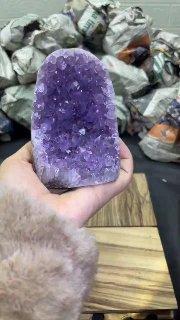 未镶嵌大型摆件（非配饰）紫晶622号摆件