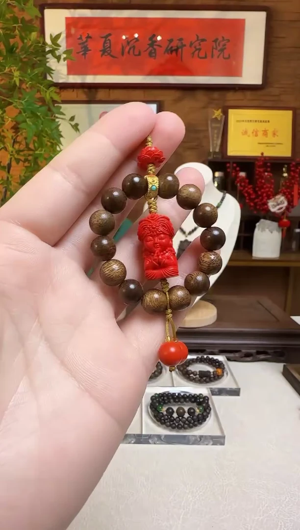 【闪购商品】沉香木手把件越南黄棋楠双手合十扎基拉姆手机链