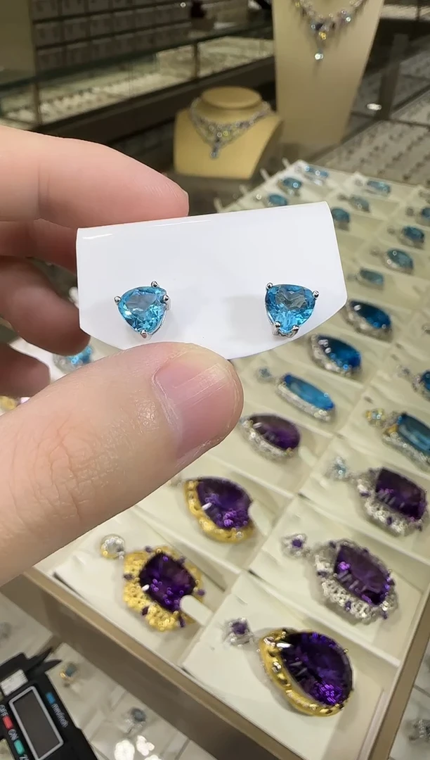 银S925镶嵌托帕石耳饰耳钉8mm