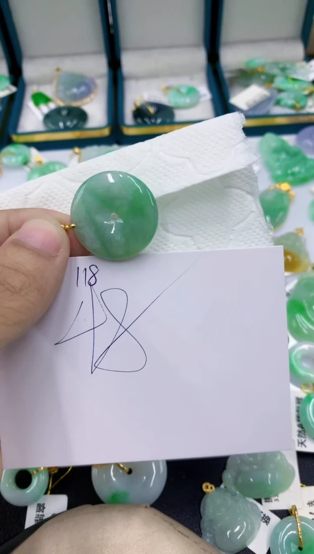 颈饰未镶嵌翡翠111111111111