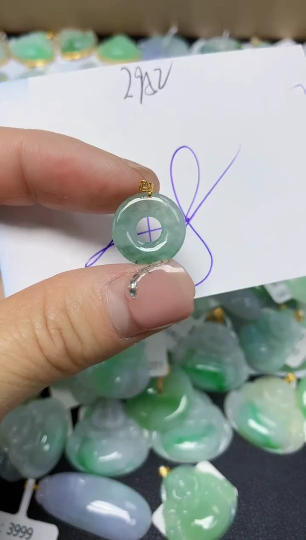 【闪购商品】翡翠挂件18K金镶嵌 天然翡翠A货