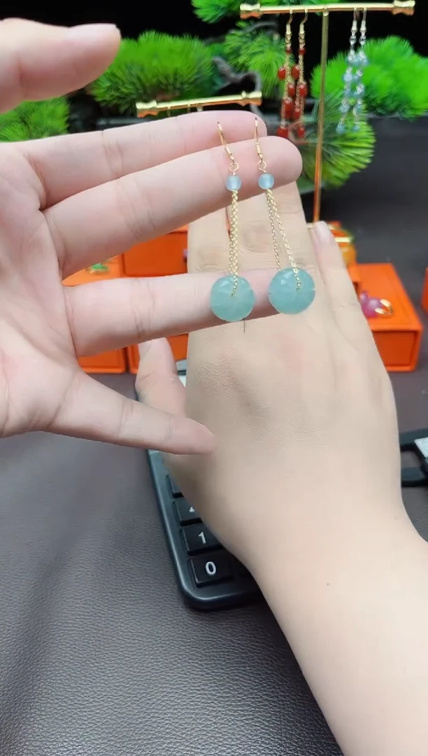 石英质玉（天山翠）银S925镶嵌耳饰716000