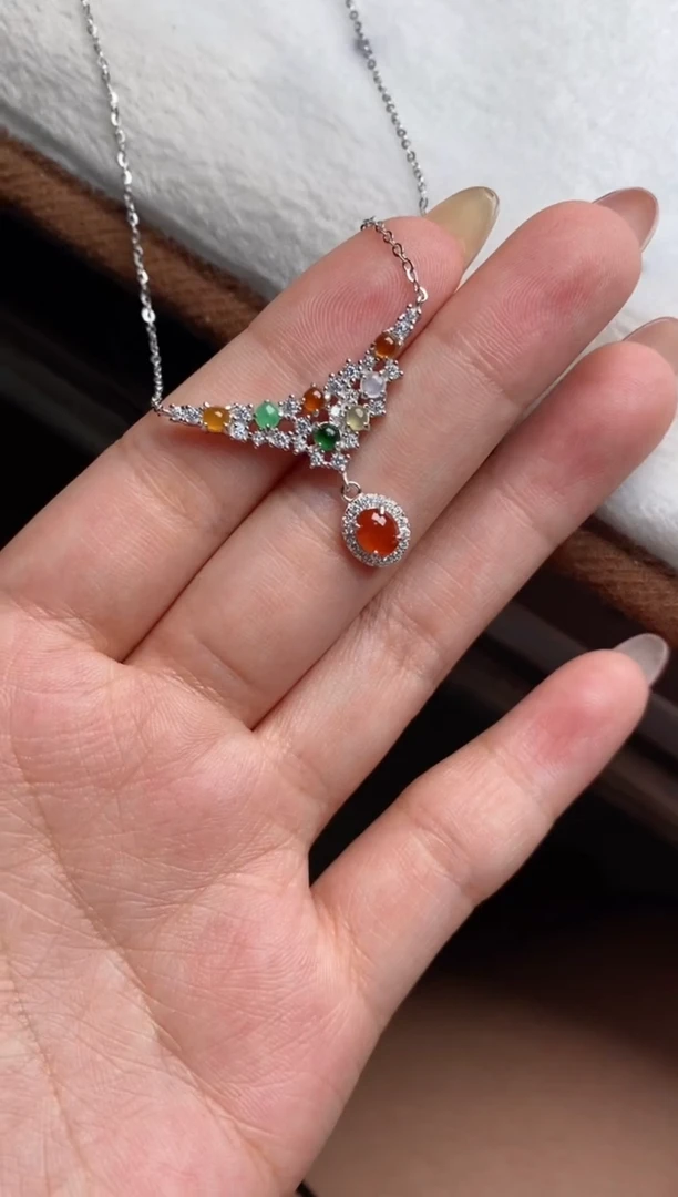 银S925镶嵌戒指翡翠多****豆天然A货翡翠