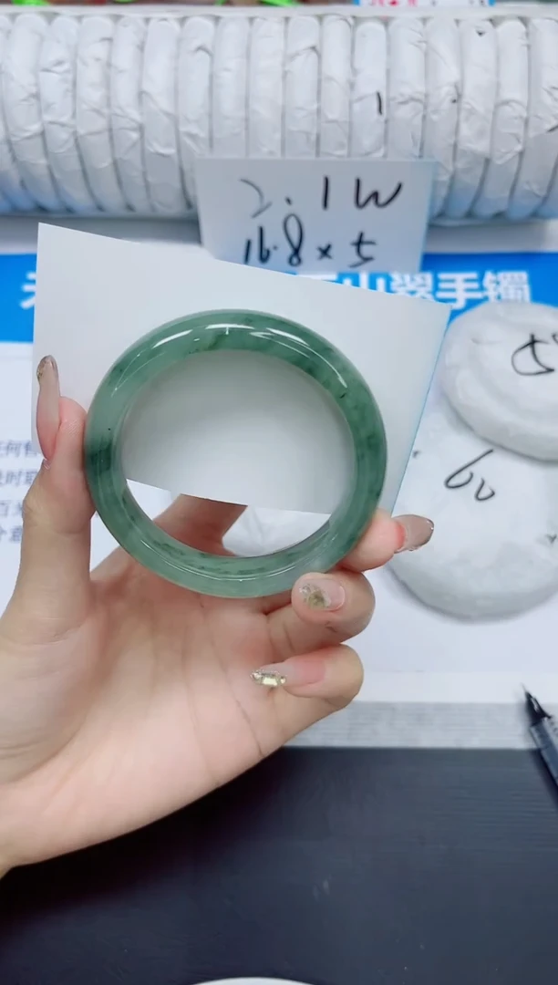 石英质玉手镯未镶嵌159/53