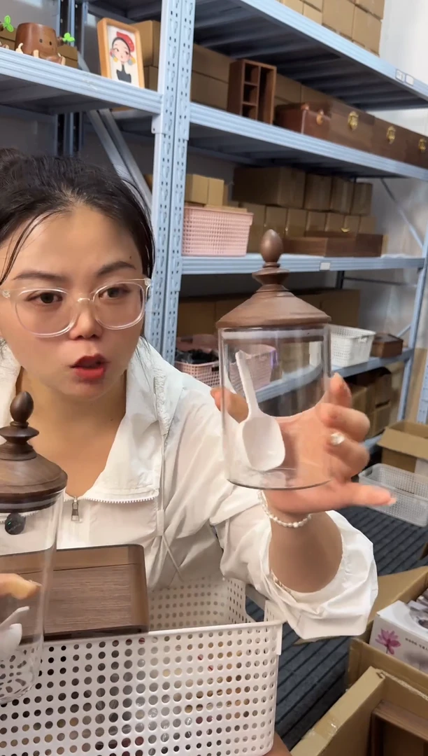 木北美黑胡桃小号玻璃罐
